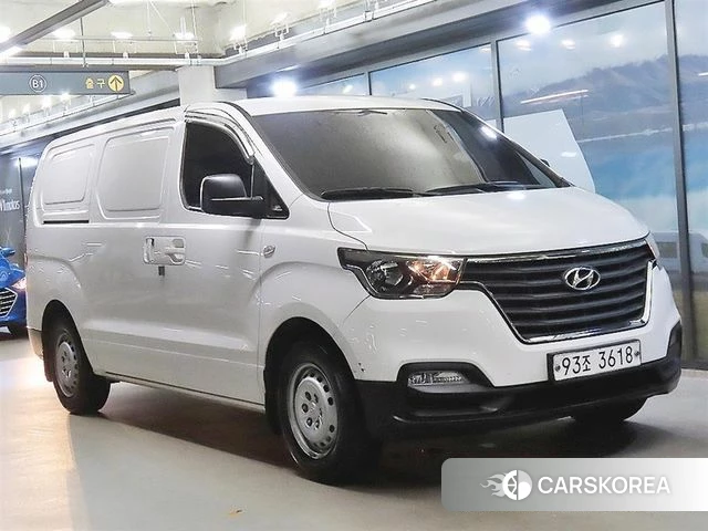 Hyundai The New Grand Starex 2019 Белый из Кореи