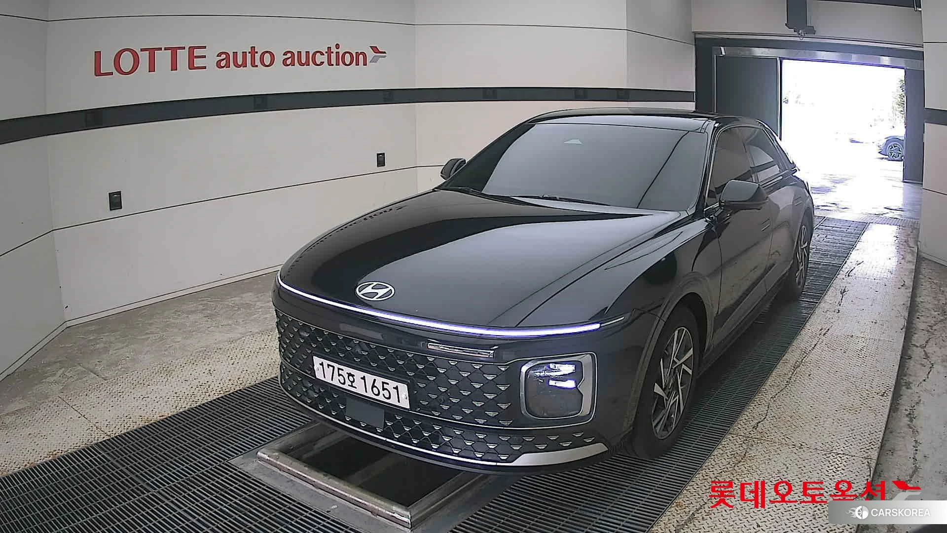 Hyundai Grandeur Hybrid 2023 Abyss Black Pearl из Кореи