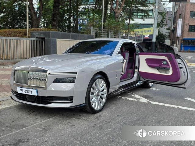 Rolls-Royce Spectre 2024 Цвет галактики из Кореи