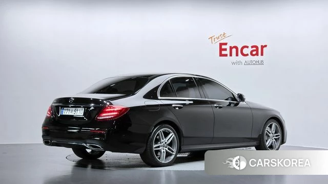 Mercedes-Benz E-Class W213 2019 Черный из Кореи