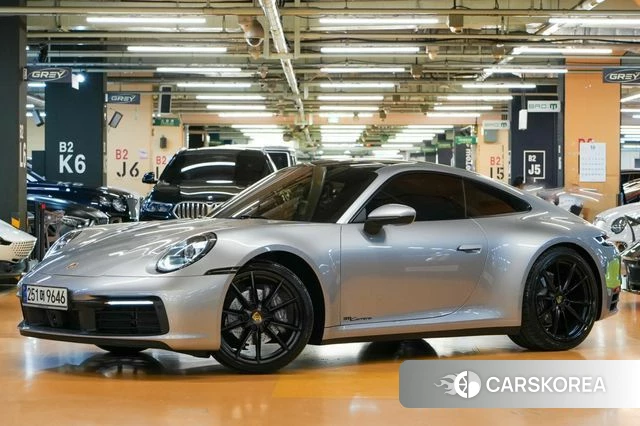 Porsche 911(992) 2021 Серебряный из Кореи