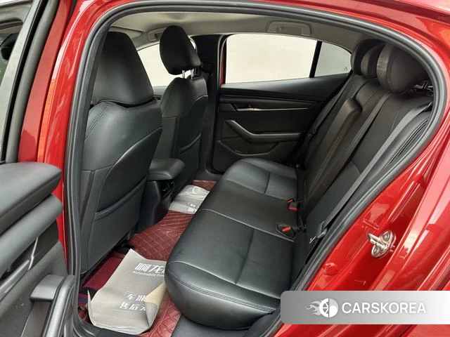 Mazda 3 2021 Красный из Китая