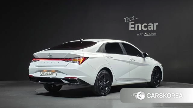 Hyundai Avante (CN7) 2020 Белый из Кореи
