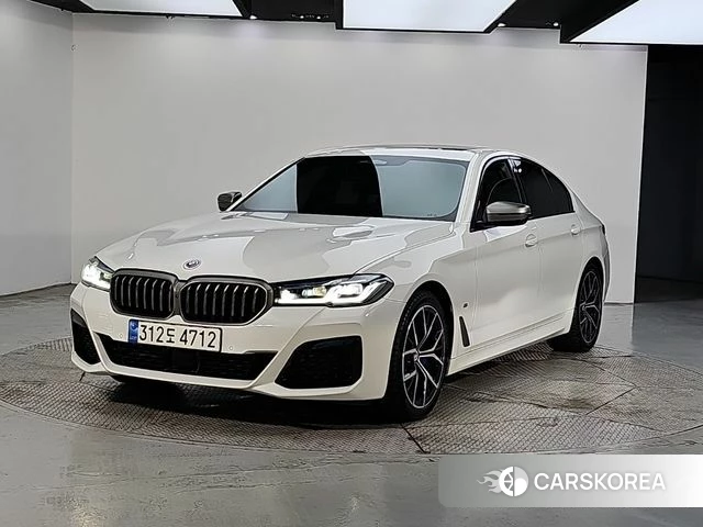 BMW 5 Series (G30) 2022 Белый из Кореи
