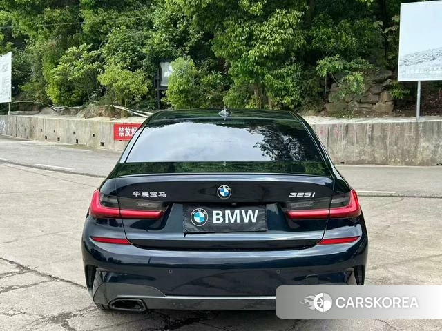 BMW 3 series 2021 Черный из Китая