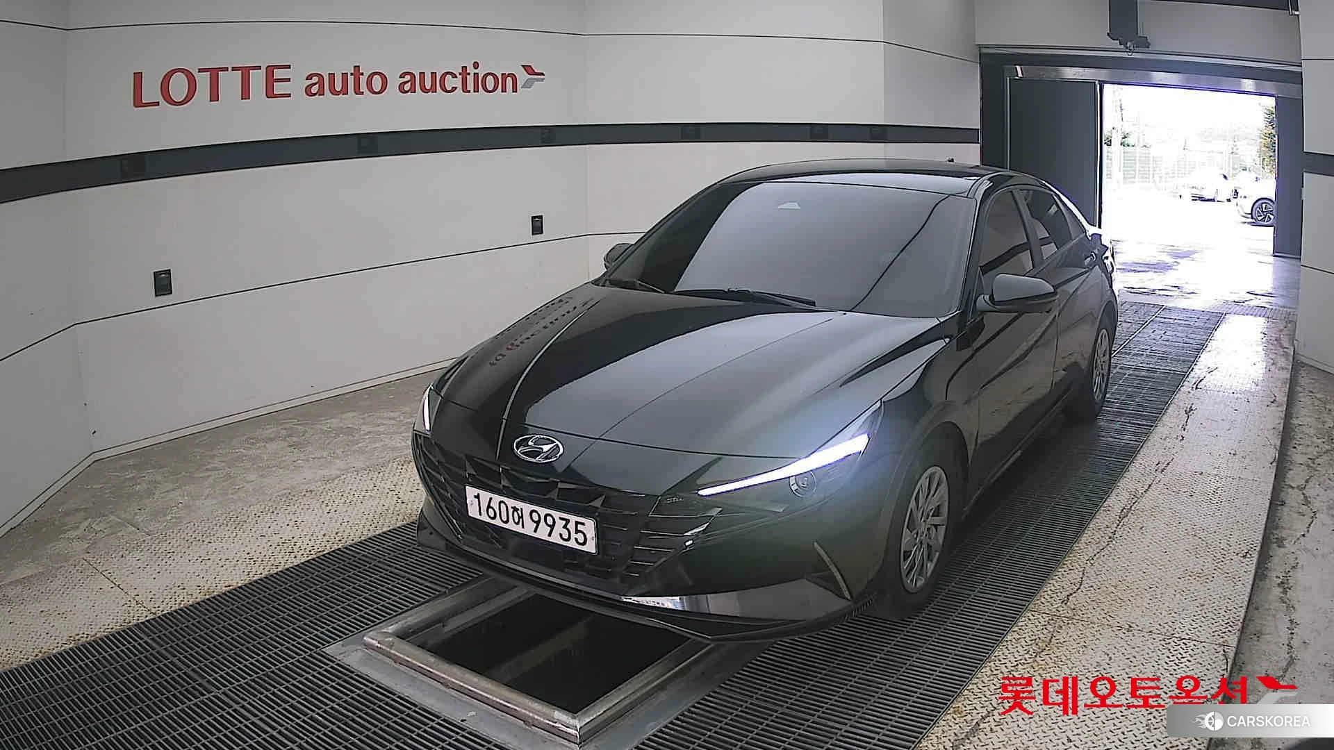 Hyundai Avante 2021 Phantom Black из Кореи