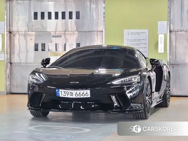 McLaren GT 2022 Черный из Кореи