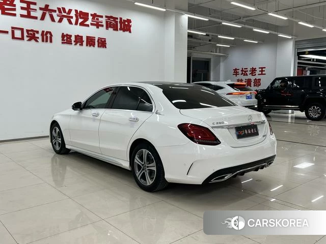 Mercedes-Benz C-class 2021 Белый из Китая