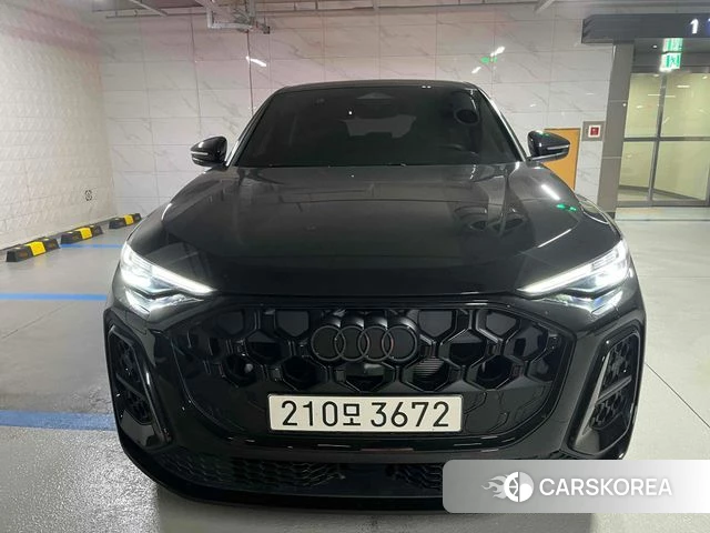Audi Q5 (80A) 2025 Черный из Кореи
