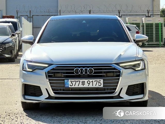 Audi A6 (C8) 2022 Белый из Кореи