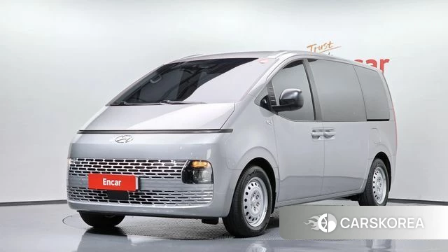 Hyundai Staria 2023 Серебряный из Кореи