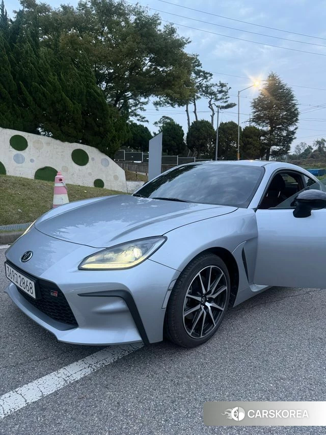 Toyota GR86 2025 Серебряный из Кореи