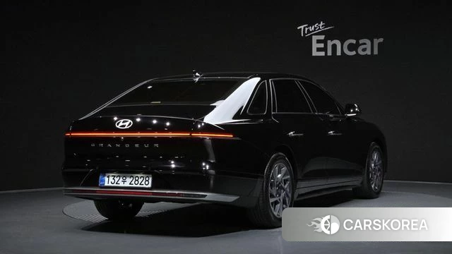 Hyundai Grandeur (GN7) 2026 Черный из Кореи