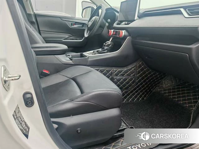 Toyota Wildlander 2021 Белый из Китая