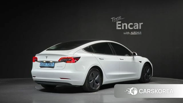 Tesla Model 3 2020 Белый из Кореи