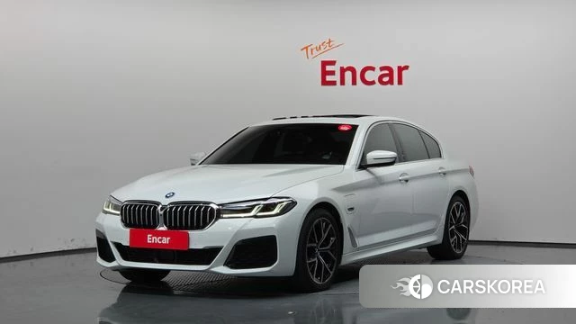 BMW 5 Series (G30) 2021 Белый из Кореи