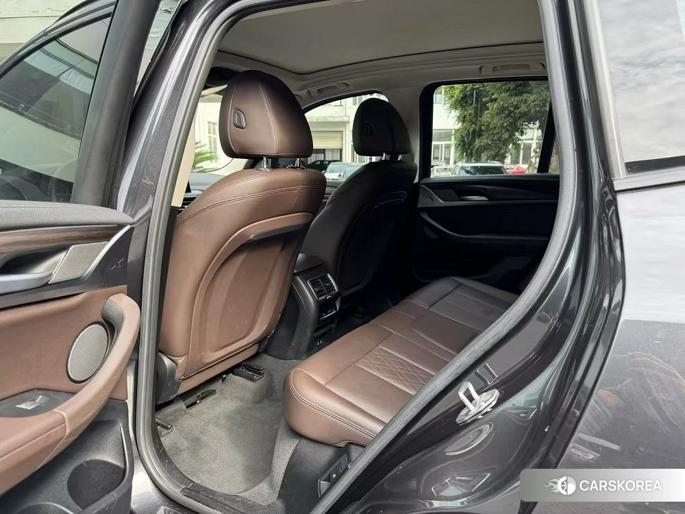 BMW X3 2022 Темно-серый из Китая
