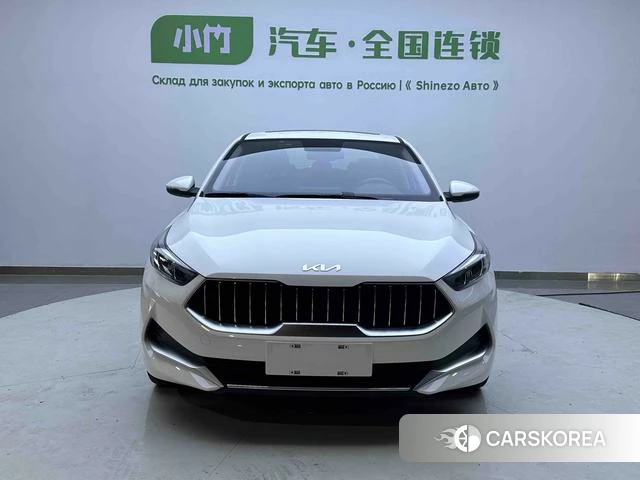 Kia K3 2022 Белый из Китая