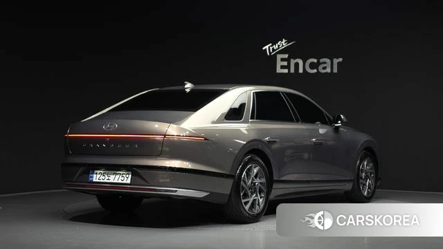 Hyundai Grandeur Hybrid (GN7) 2023 Коричневый из Кореи