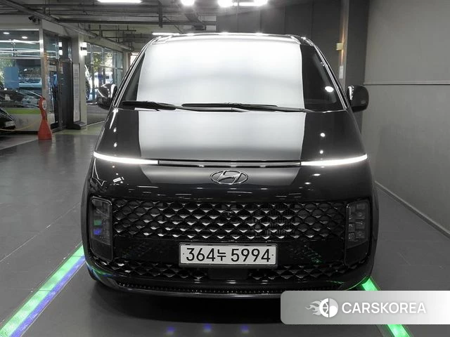 Hyundai Staria 2023 Черный из Кореи