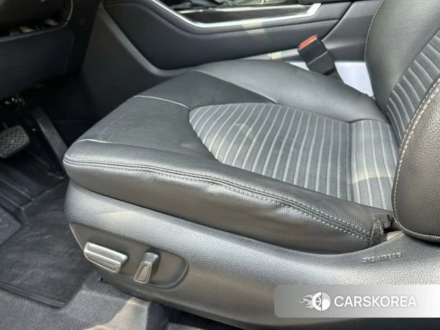 Toyota Crown 2022 Черный из Китая