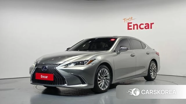 Lexus ES300h 7th generation 2018 Серебристо-серый из Кореи