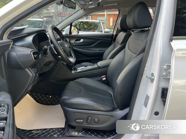 Hyundai Santa Fe 2021 Белый из Китая