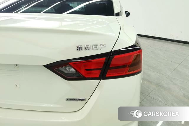 Nissan Altima 2022 Белый из Китая