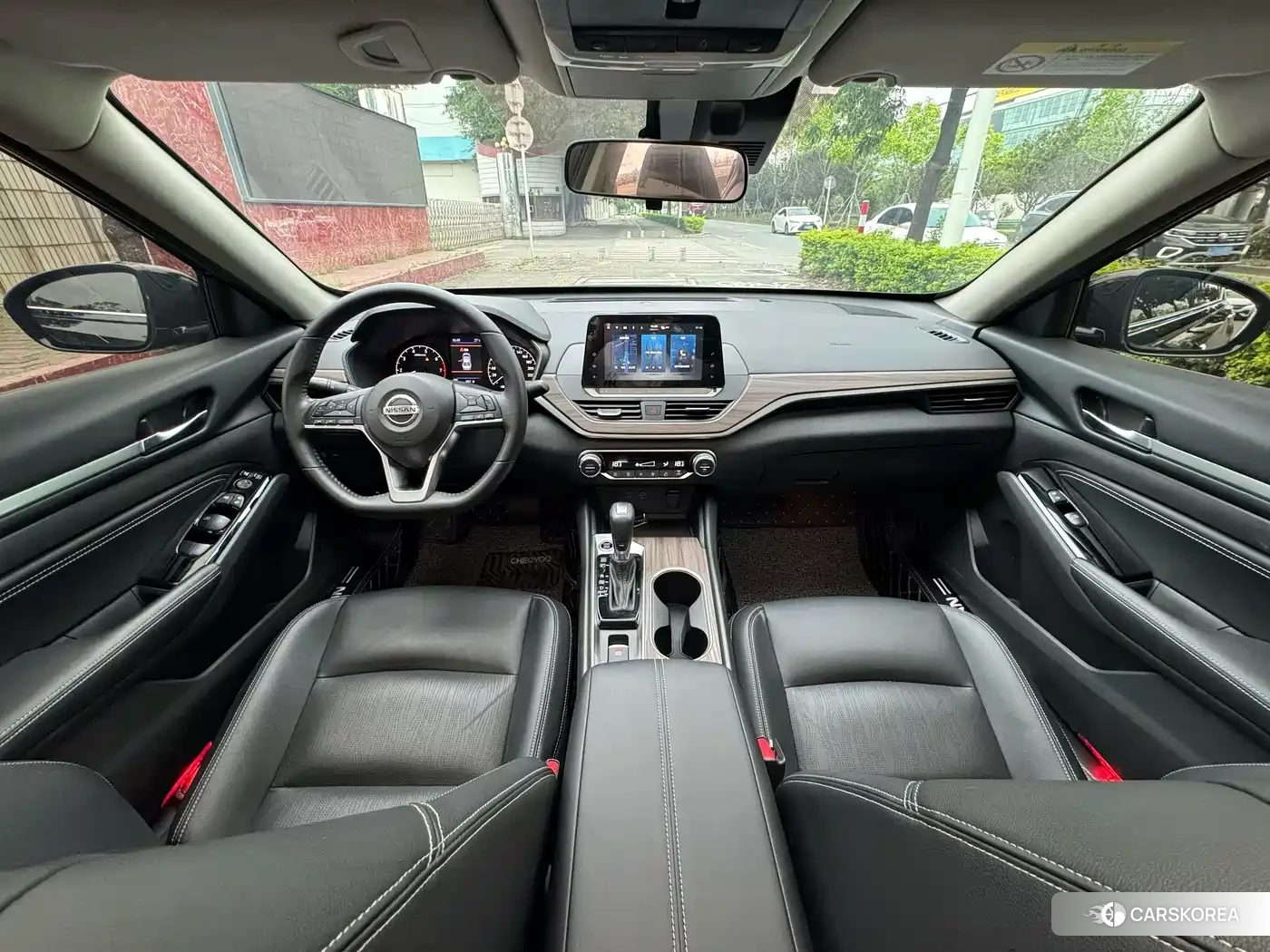 Nissan Altima 2022 Черный из Китая