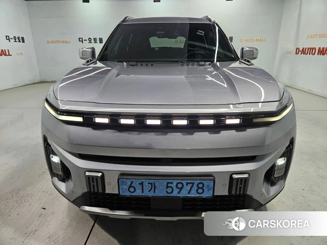Ssangyong Torres EVX 2024 Серебристо-серый из Кореи