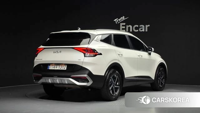 Kia Sportage 5th Generation Hybrid 2024 Белый из Кореи