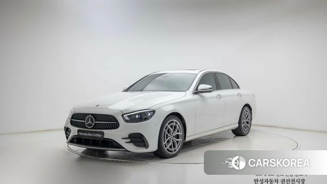Mercedes-Benz E-Class W213 2021 Белый из Кореи