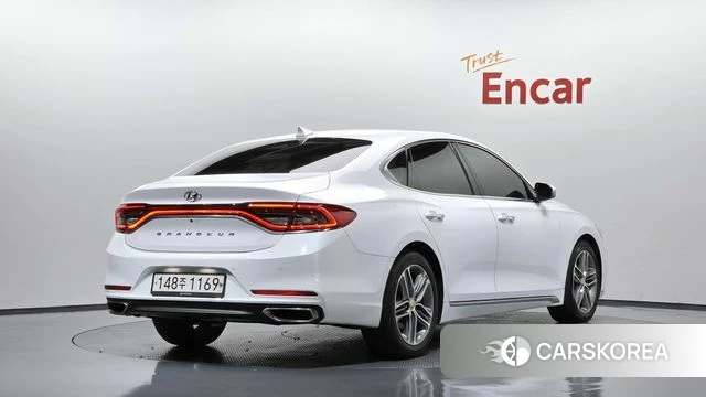 Hyundai Grandeur IG 2018 Белый из Кореи