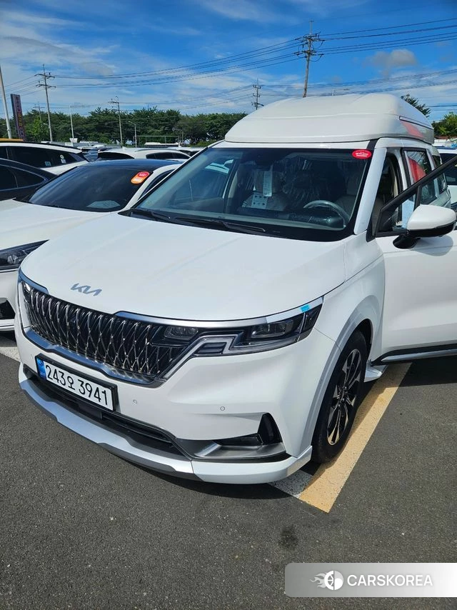Kia Carnival 4th generation 2023 Белый из Кореи