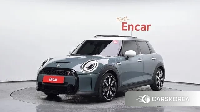 Mini Cooper S 2023 Небесно-голубой из Кореи