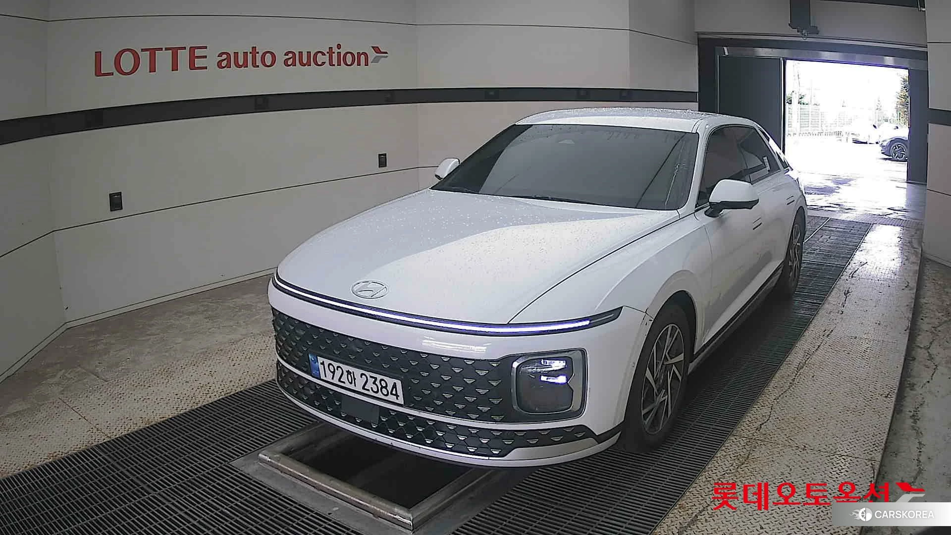 Hyundai Grandeur Hybrid 2023 Serenity White Pearl из Кореи