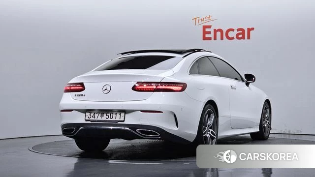Mercedes-Benz E-Class W213 2020 Белый из Кореи, фото 2