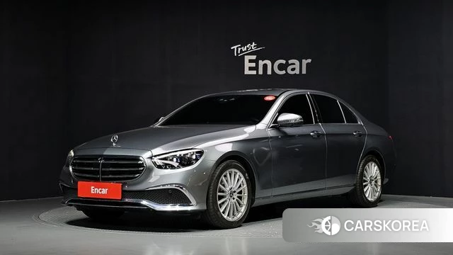 Mercedes-Benz E-Class W213 2022 Серый из Кореи