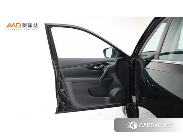Nissan X-Trail 2023 Черный из Китая