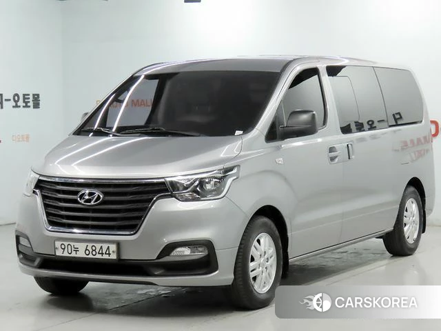 Hyundai The New Grand Starex 2018 Серебряный из Кореи