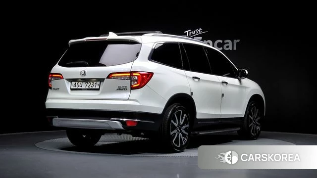 Honda Pilot 3rd generation 2019 Белый из Кореи
