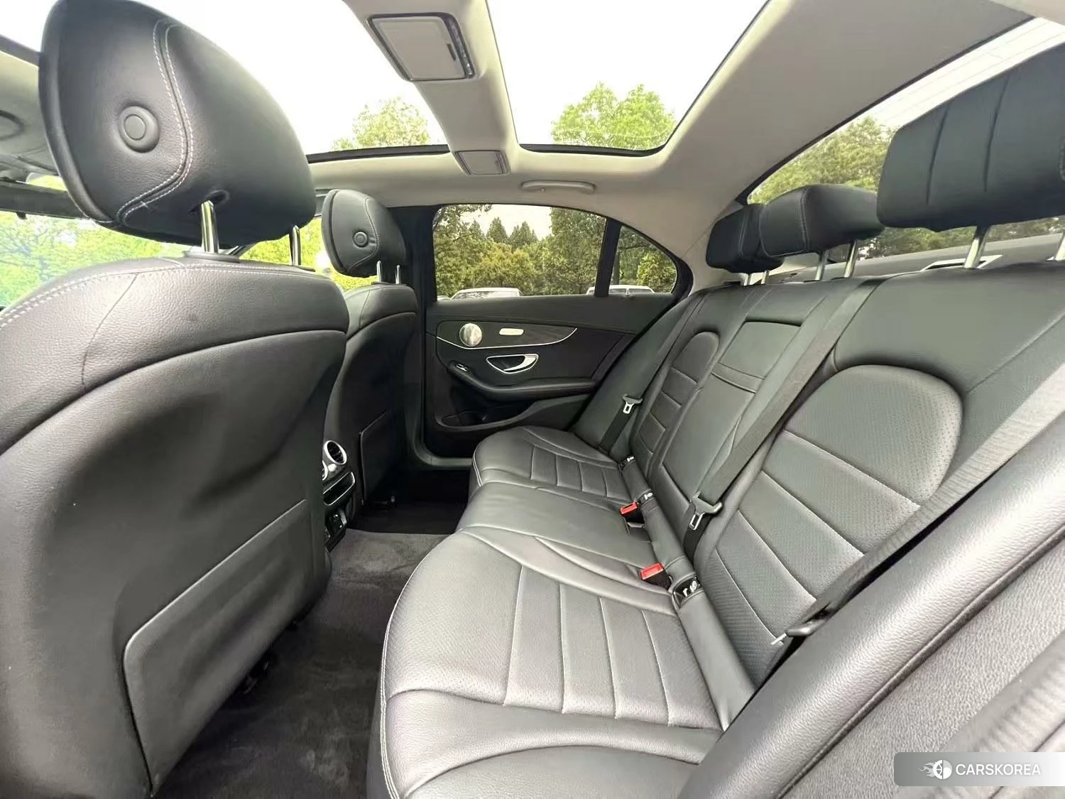 Mercedes-Benz C-class 2020 Зеленый из Китая
