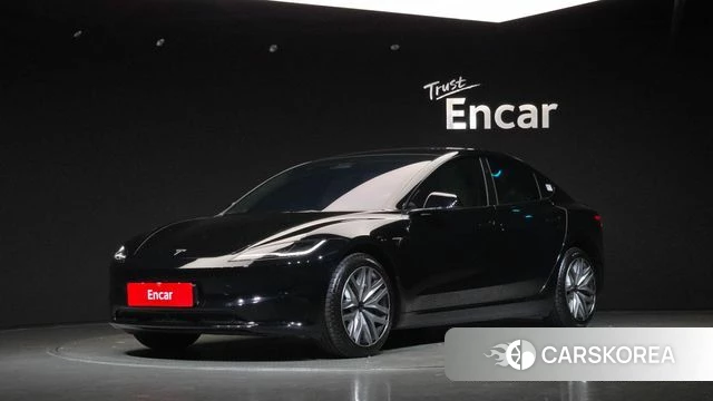 Tesla Model 3 2024 Черный из Кореи