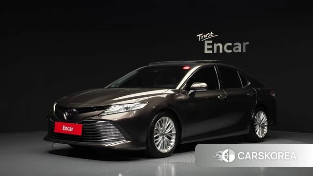 Toyota Camry (XV70) 2019 Коричневый из Кореи
