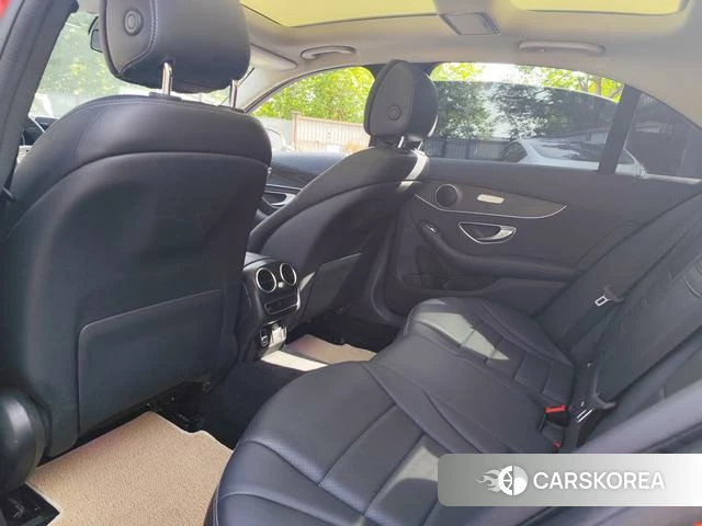 Mercedes-Benz C-class 2021 Белый из Китая