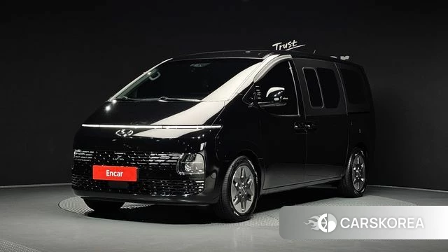 Hyundai Staria 2023 Черный из Кореи