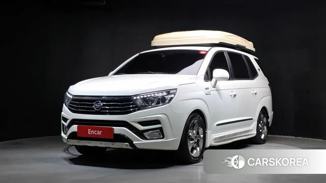 Ssangyong Korando Turismo 2019 Белый из Кореи