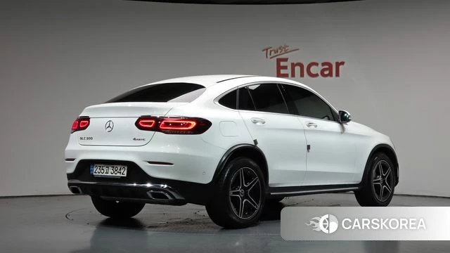 Mercedes-Benz GLC-Class X253 2021 Белый из Кореи, фото 2