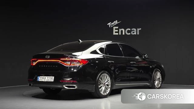 Hyundai Grandeur IG 2018 Черный из Кореи