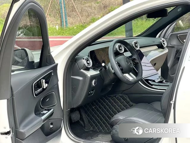Mercedes-Benz C-class 2024 Белый из Китая